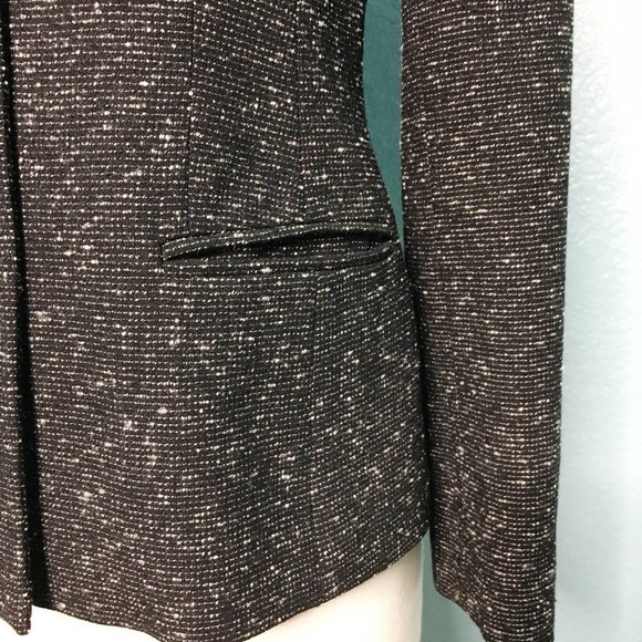 Classiques Entier Wool Blazer - Picture 2 of 7